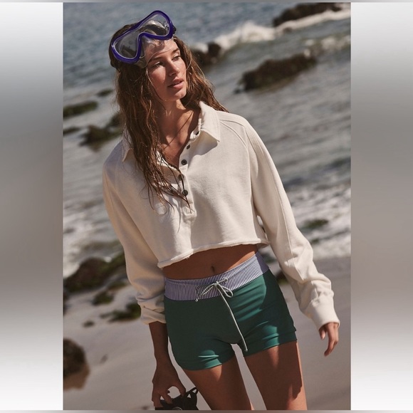 Free People Playoff Cropped Pullover in Green NWOT - Picture 2 of 6